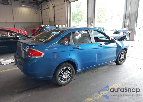 2011 Ford Focus Se z USA, uszkodzony, nr VIN 1FAHP3FN9BW107329